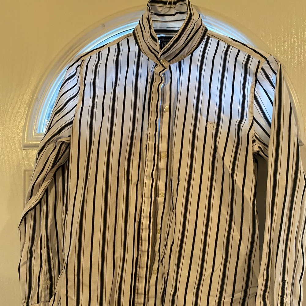 Chaps classic women’s medium dress shirt